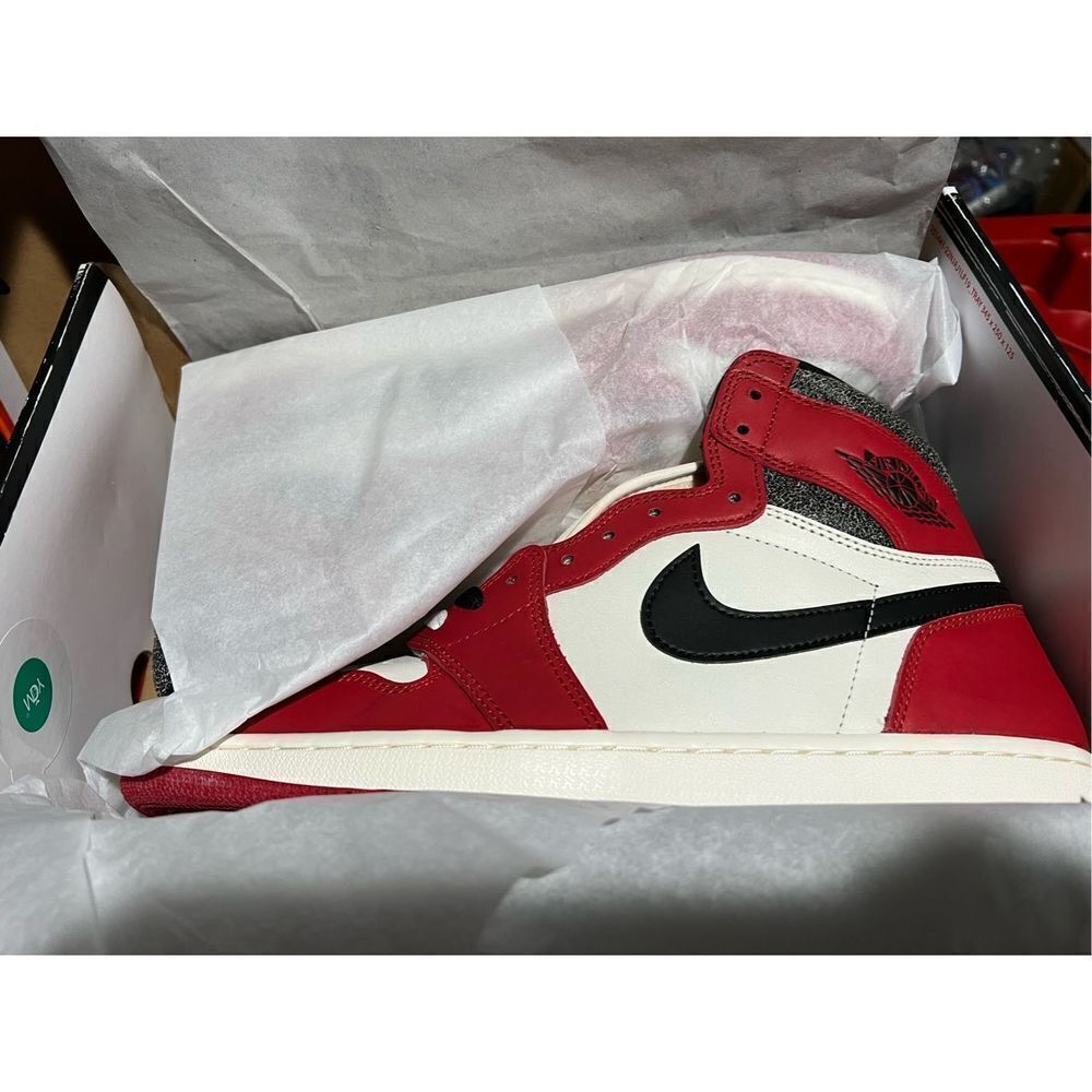 Air Jordan 1 Retro High OG 'Chicago Lost & Found' DZ5485-612 size 12